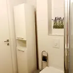 Orchid Seaview With Garage Parking *