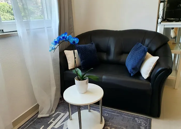 Orchid Seaview With Garage Parking *