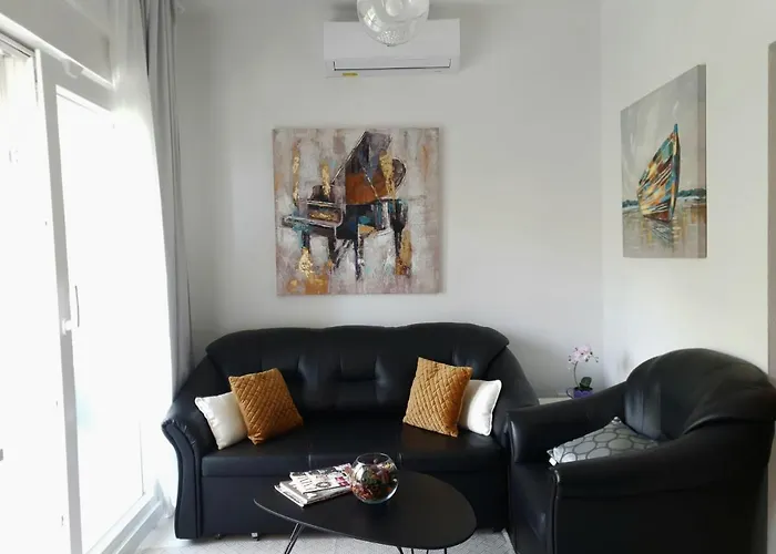 Orchid Seaview With Garage Parking *